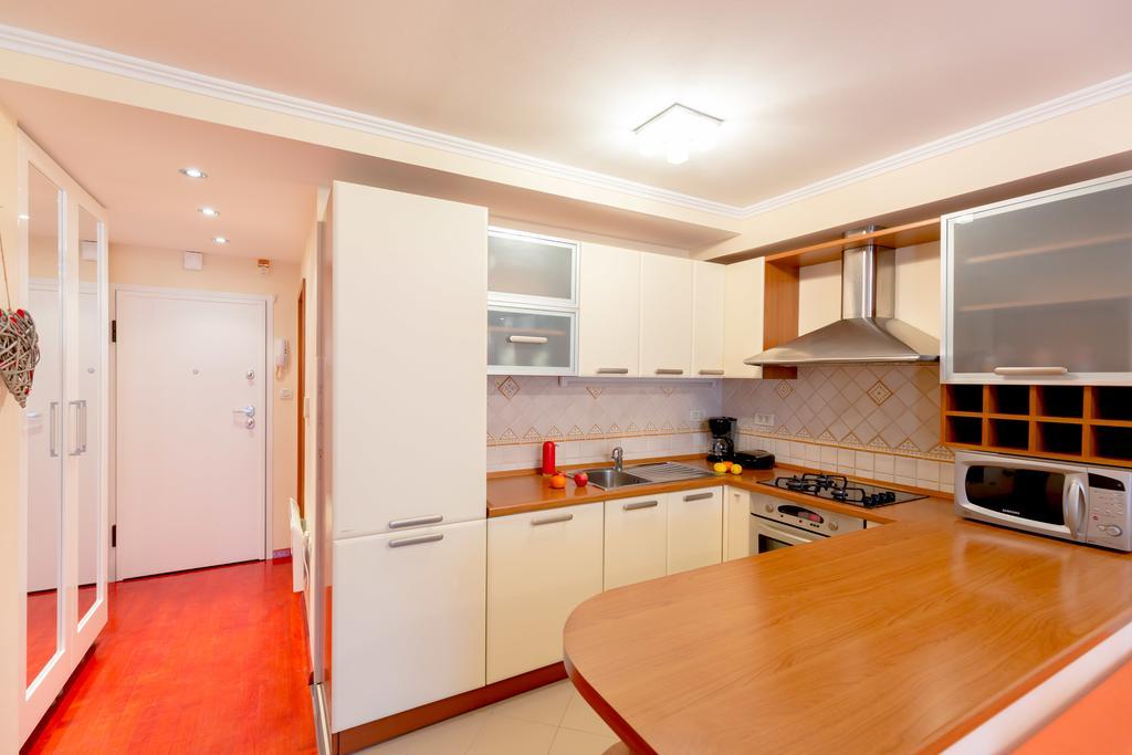 Leona & Borna'S Central Lapad Suites دوبروفينك المظهر الخارجي الصورة