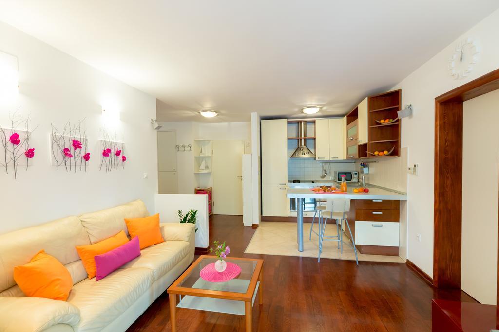 Leona & Borna'S Central Lapad Suites دوبروفينك المظهر الخارجي الصورة