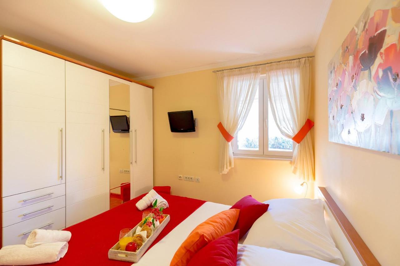 Leona & Borna'S Central Lapad Suites دوبروفينك المظهر الخارجي الصورة