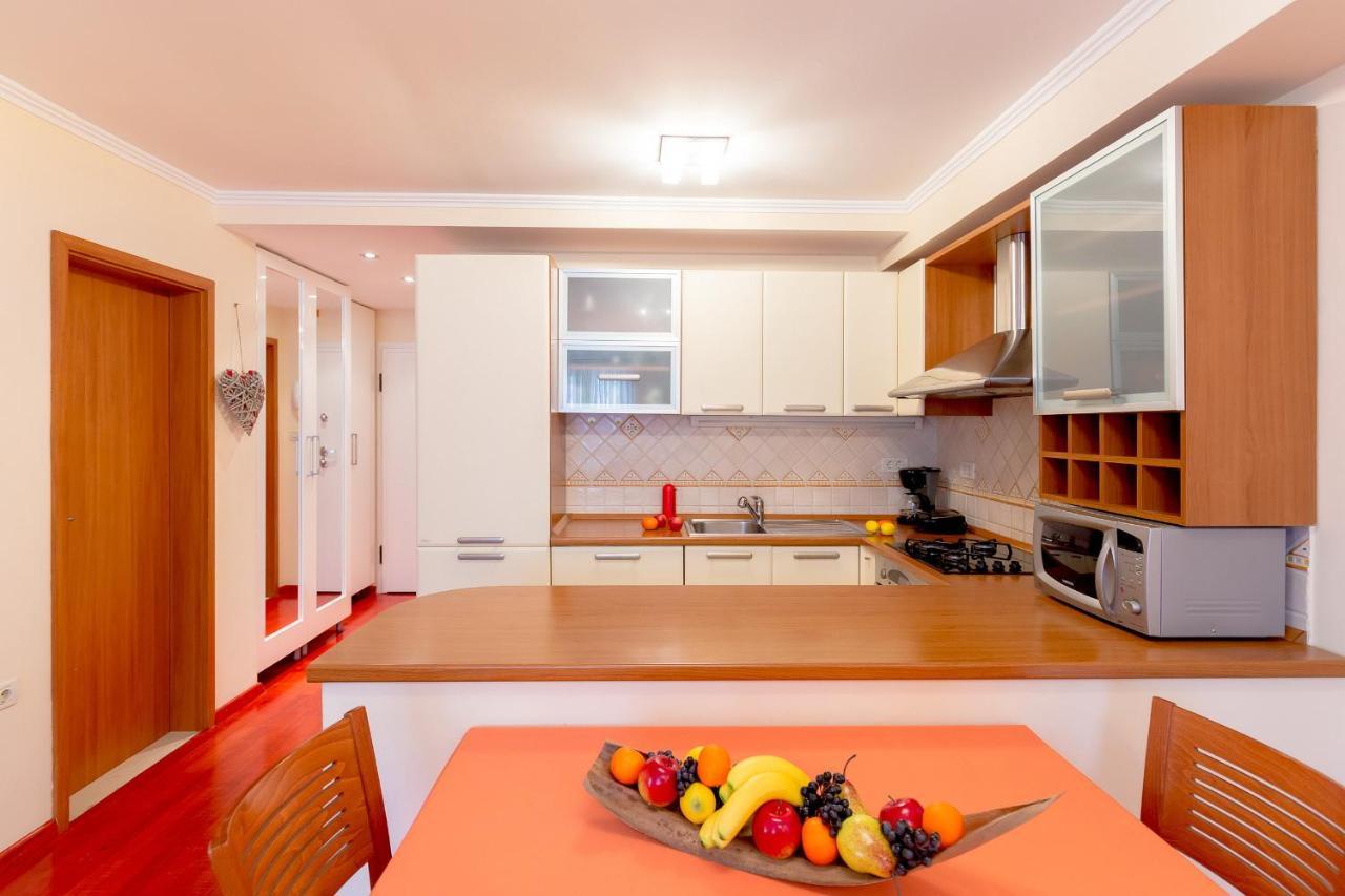 Leona & Borna'S Central Lapad Suites دوبروفينك المظهر الخارجي الصورة