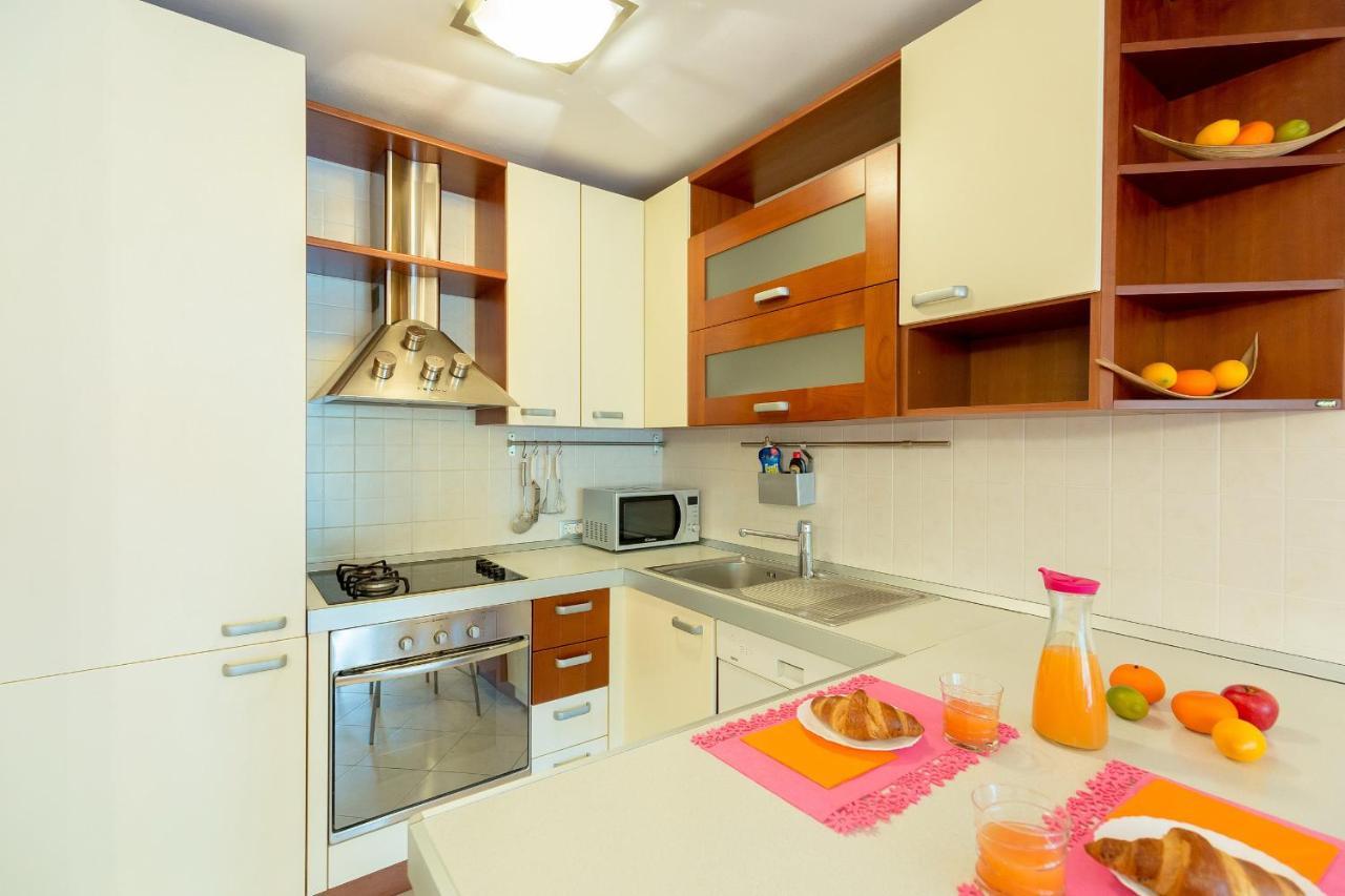 Leona & Borna'S Central Lapad Suites دوبروفينك المظهر الخارجي الصورة
